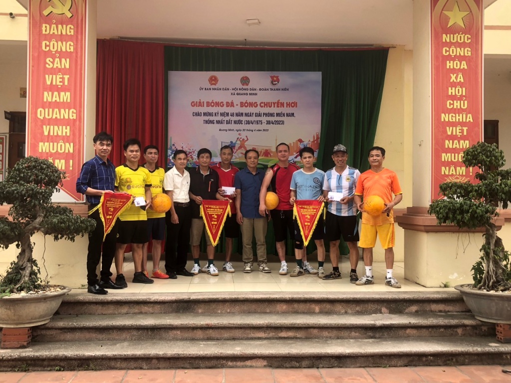 xã Quang Minh tổ chức giải bóng chuyền hơi chào mừng kỷ niệm 48 năm Ngày Giải phóng miền Nam,...